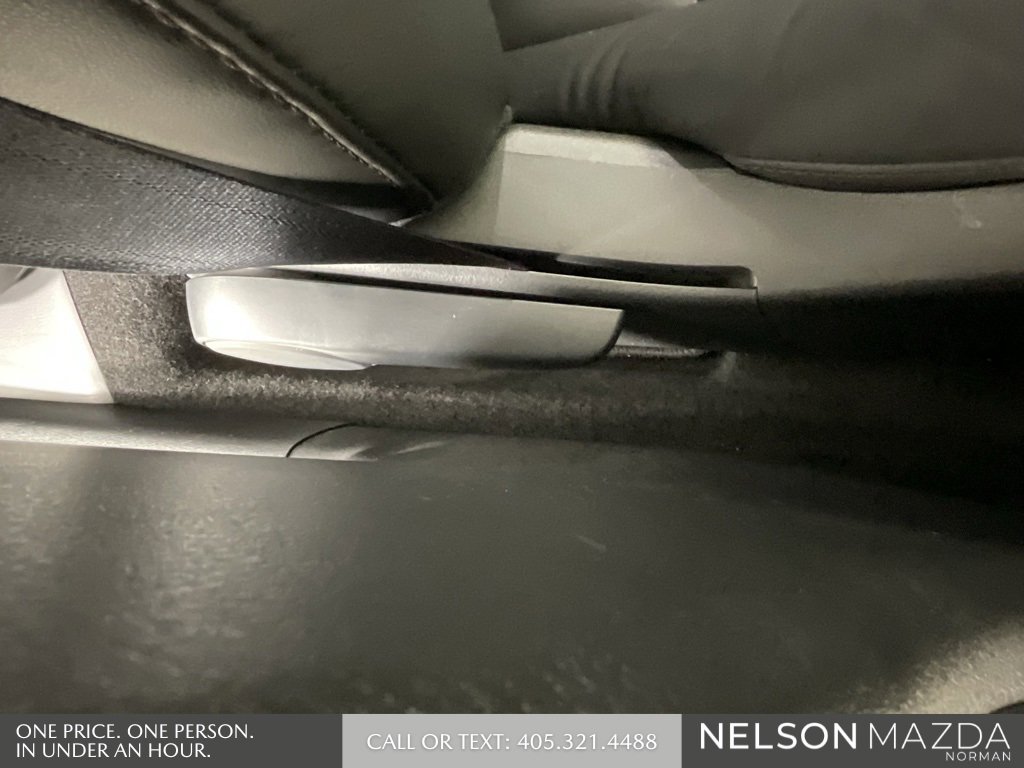 Used 2025 MAZDA MAZDA3 s image 28