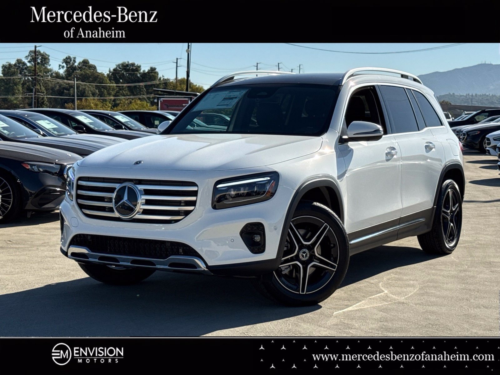 New 2026 Mercedes-Benz GLB 250 4MATIC image 1