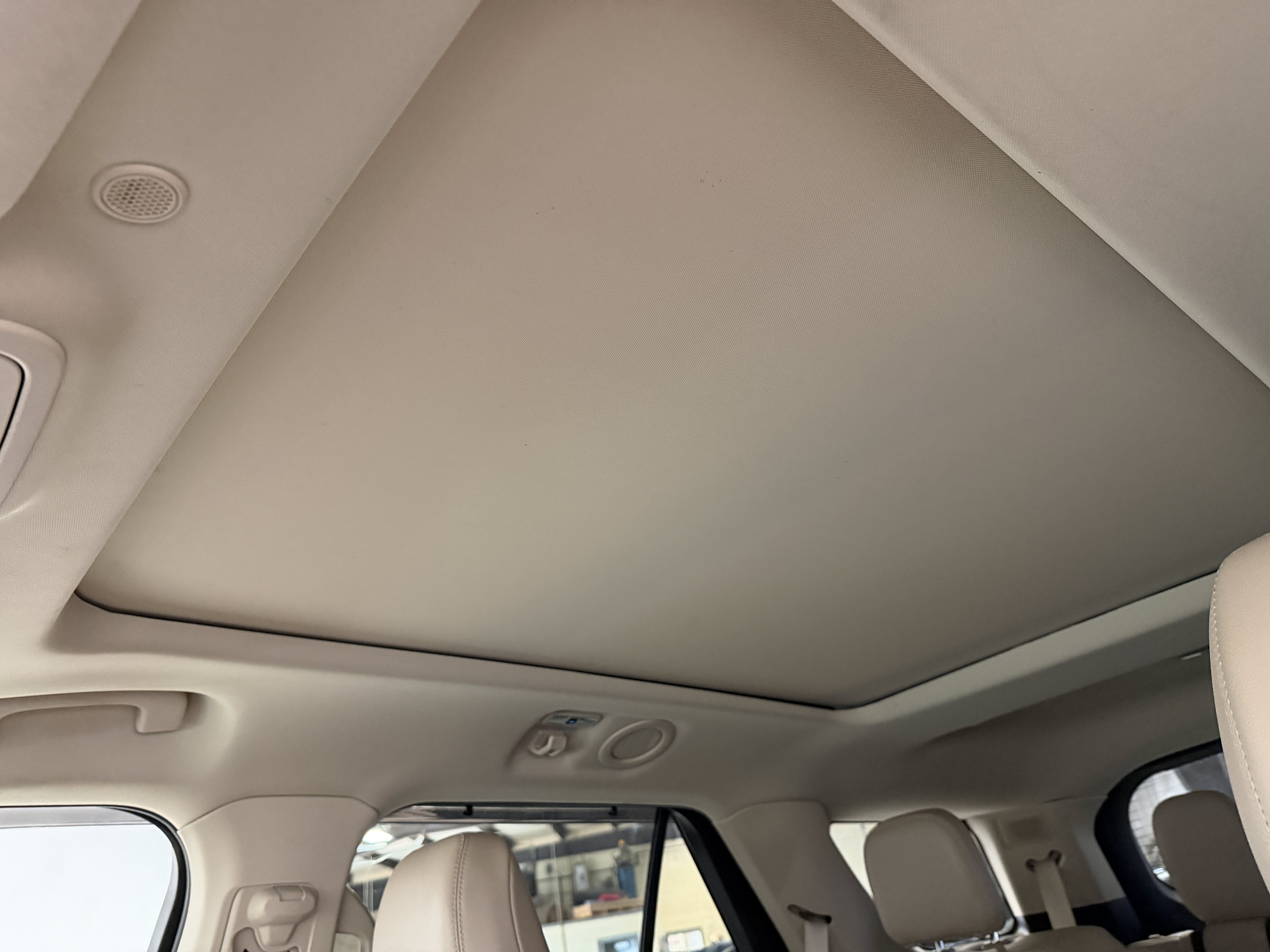 Used 2020 Ford Explorer Limited AWD/4WD image 5