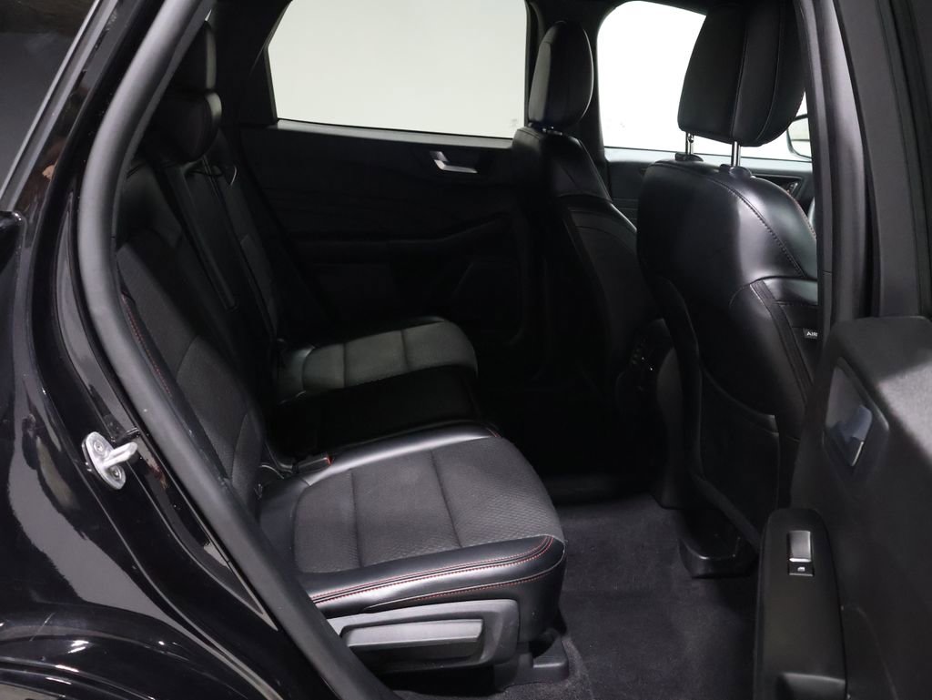 Used 2024 Ford Escape ST-Line image 20