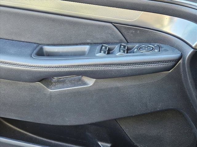 Used 2018 Ford Explorer XLT w/ Equipment Group 202A image 5