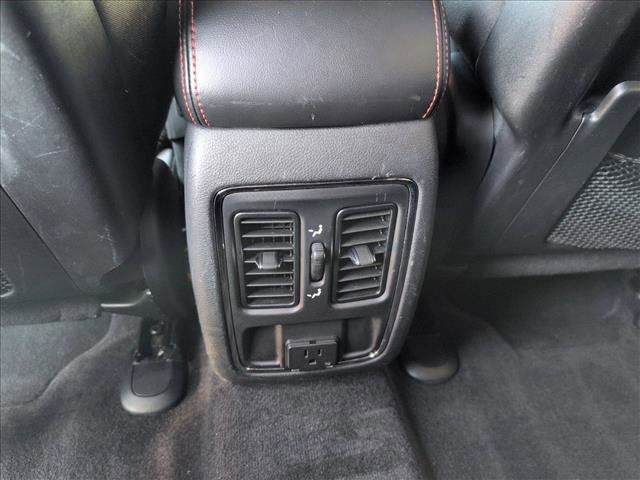 Used 2016 Jeep Grand Cherokee Laredo 75th Anniversary image 17