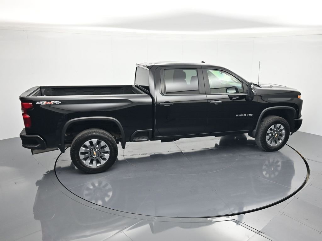 Used 2024 Chevrolet Silverado 2500 Custom w/ Custom Value Package AWD/4WD image 30