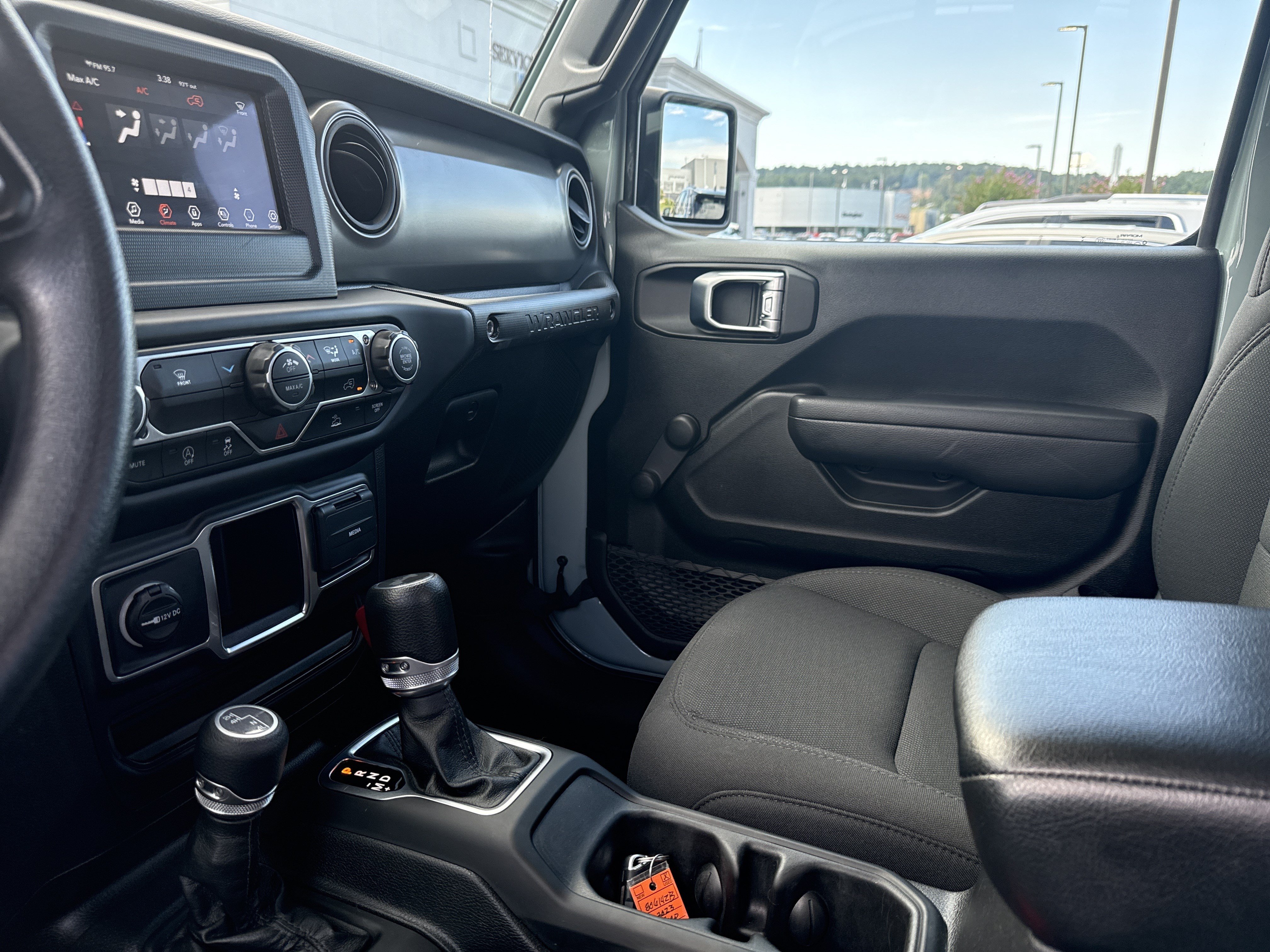 Used 2023 Jeep Wrangler Sport AWD/4WD image 23