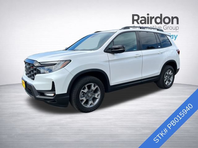 Used 2023 Honda Passport TrailSport image 3
