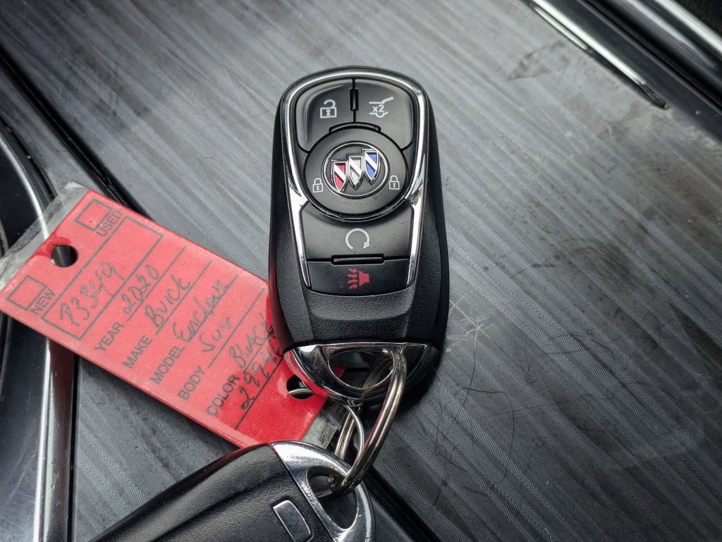 Used 2020 Buick Enclave Essence w/ Sport Touring Edition image 34