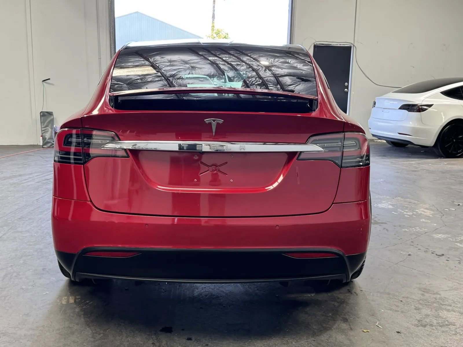 Used 2019 Tesla Model X Performance AWD/4WD image 3