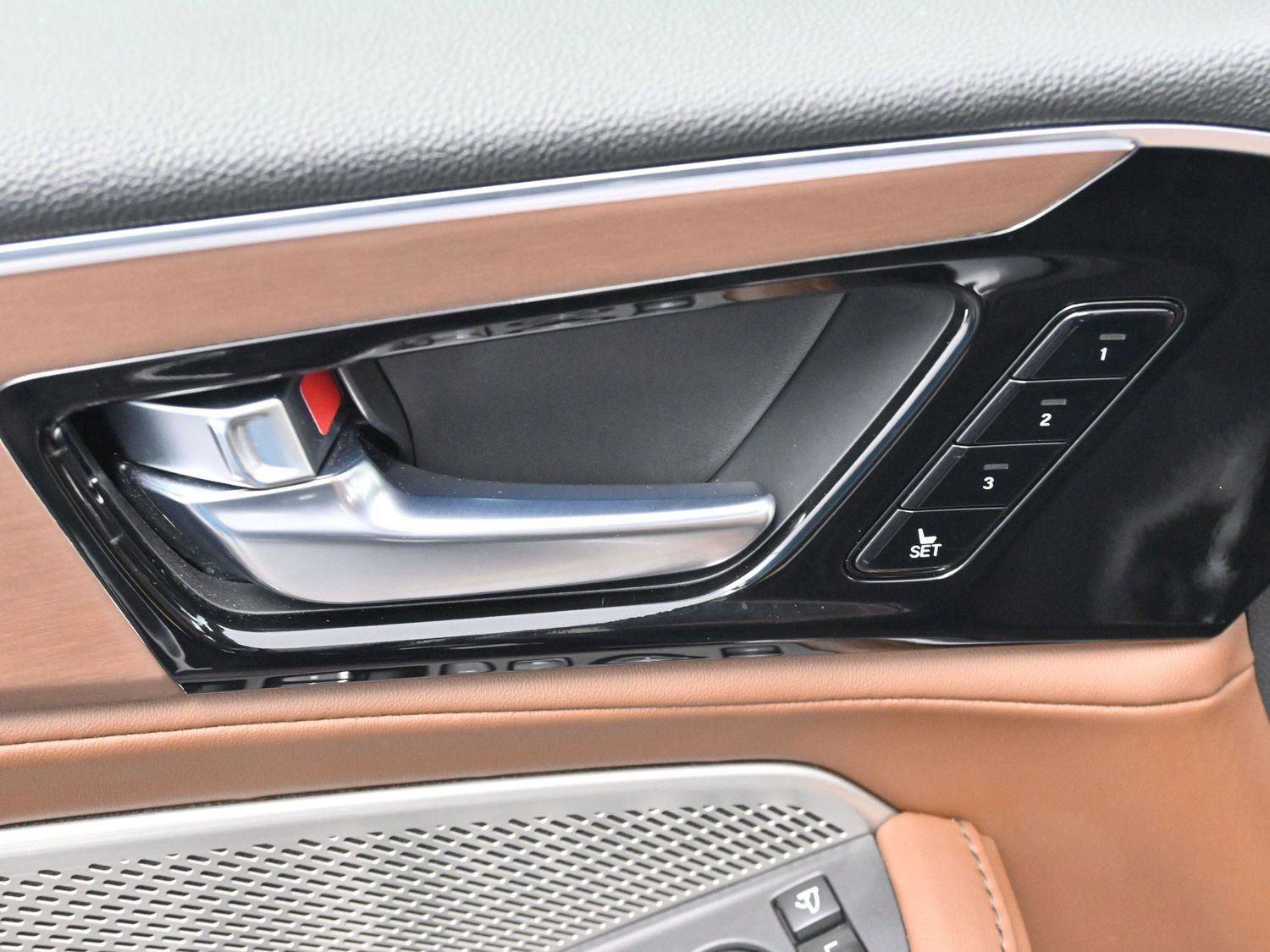 Used 2024 Acura MDX FWD w/ Technology Package image 14