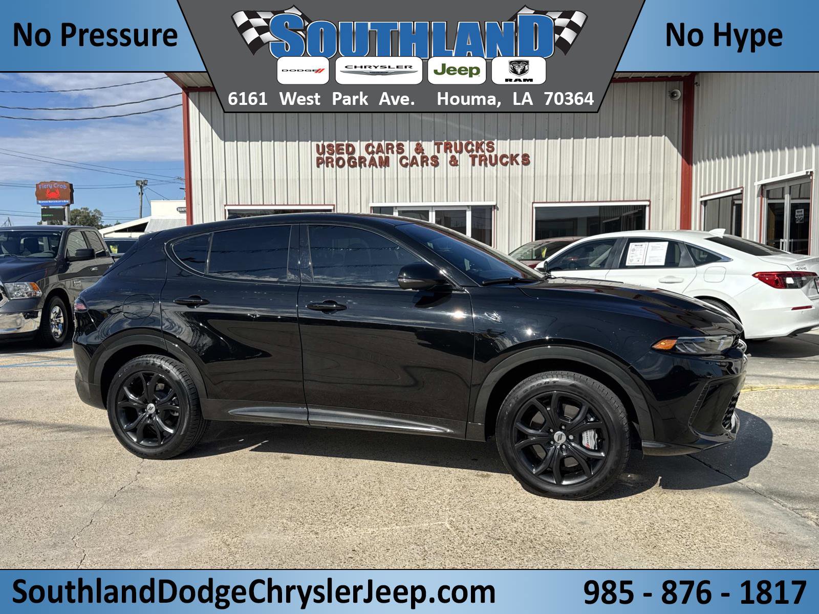 Used 2024 Dodge Hornet R/T w/ R/T Blacktop Package video 1