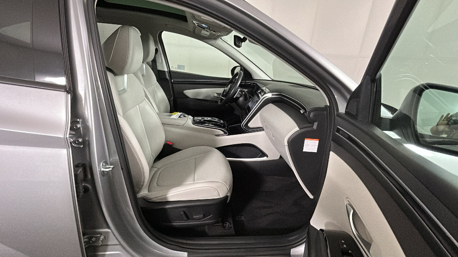 Used 2024 Hyundai Tucson Limited AWD/4WD image 37