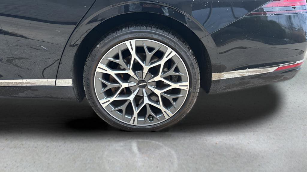 Used 2024 Genesis G90 3.5T image 25