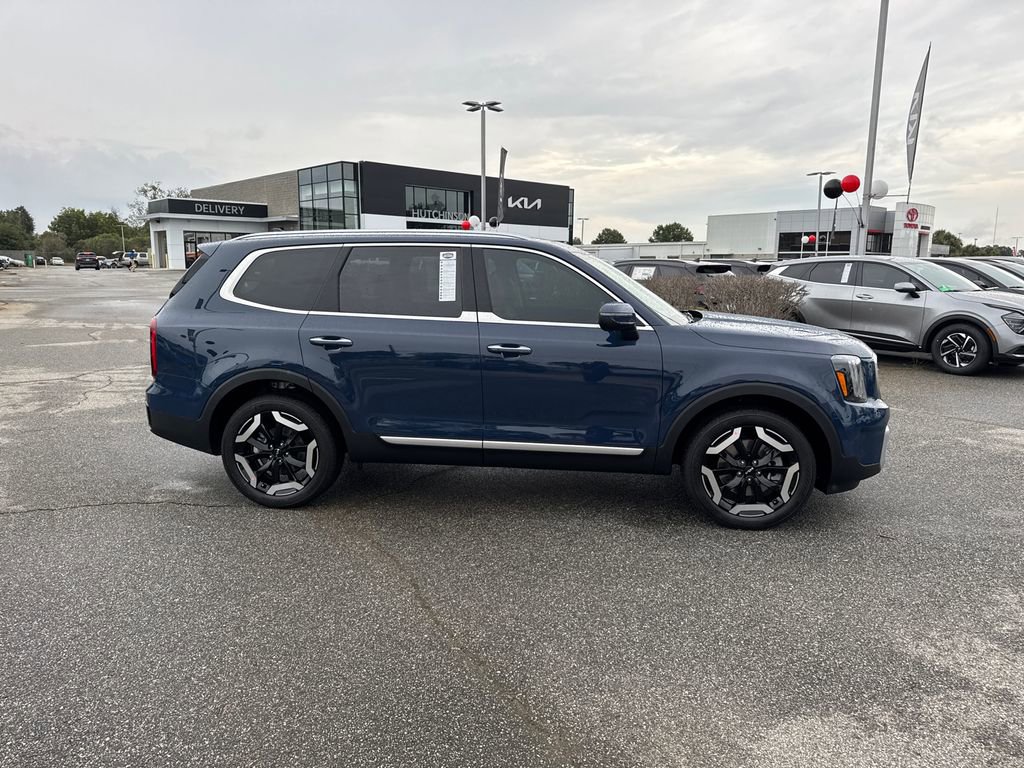 New 2026 Kia Sportage EX image 2