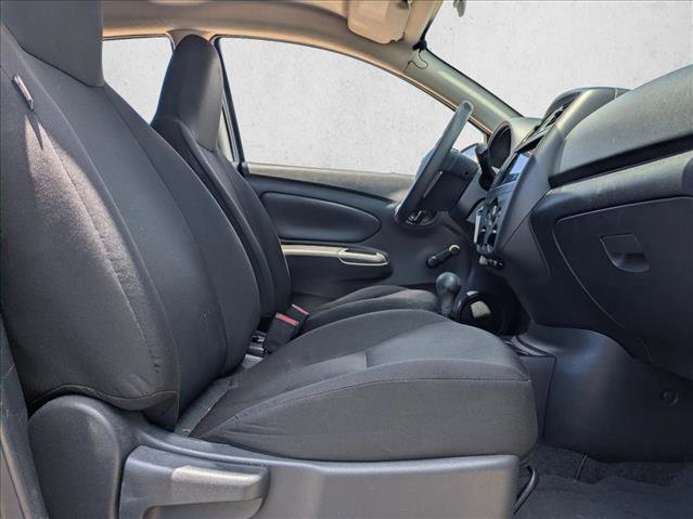 Used 2016 Nissan Versa S FWD image 15