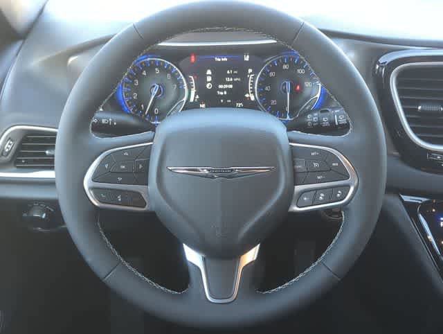 New 2026 Chrysler Voyager LX FWD image 23
