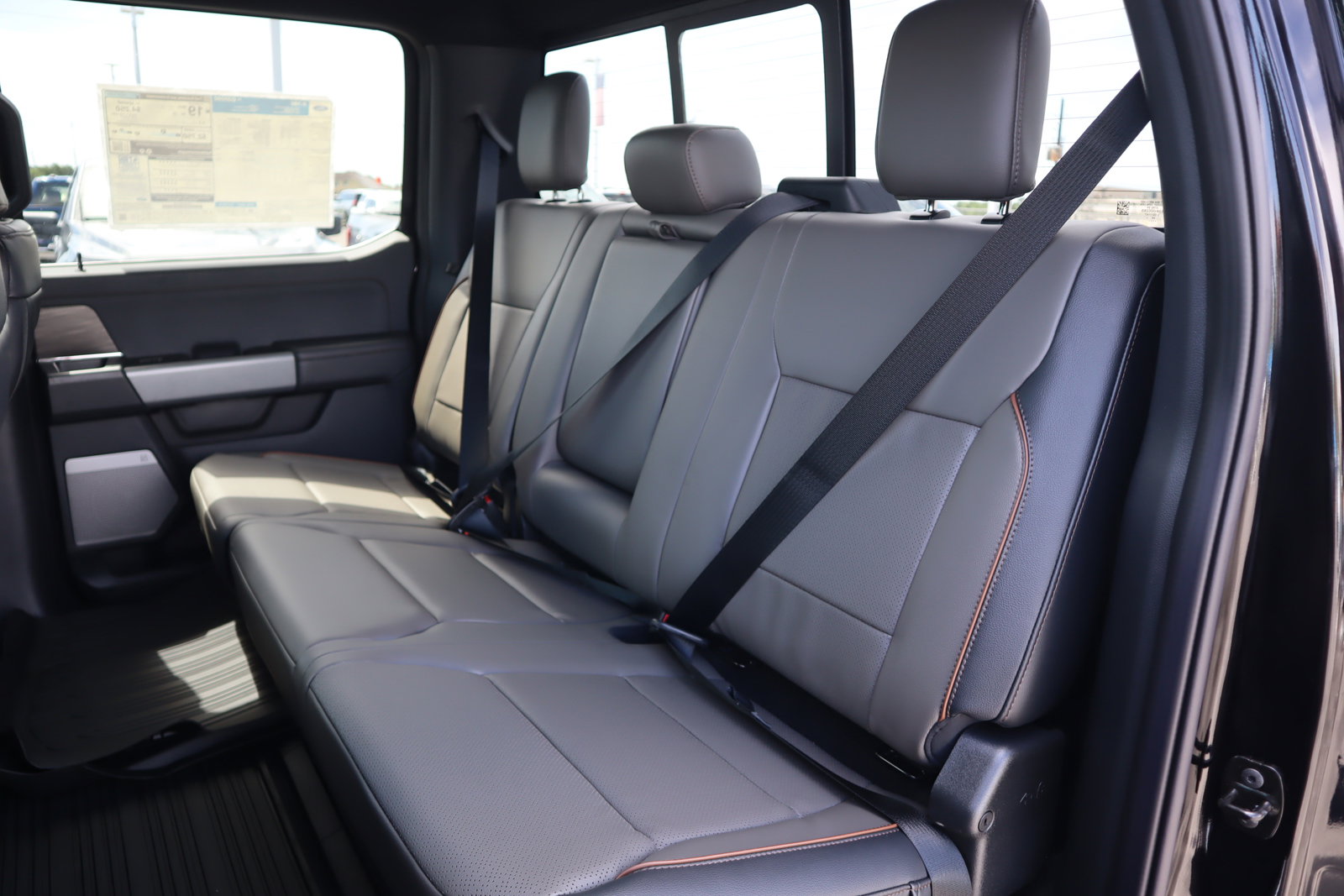 New 2025 Ford F150 Lariat w/ Equipment Group 501A Mid image 36