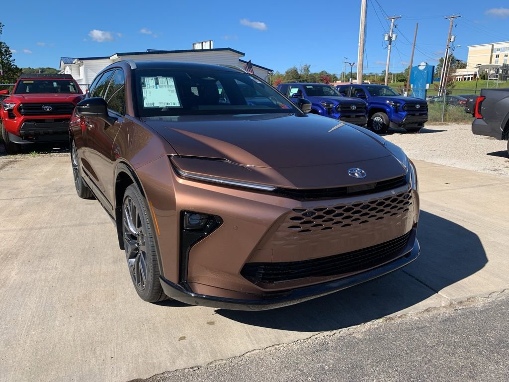 New 2025 Toyota Crown Signia image 1