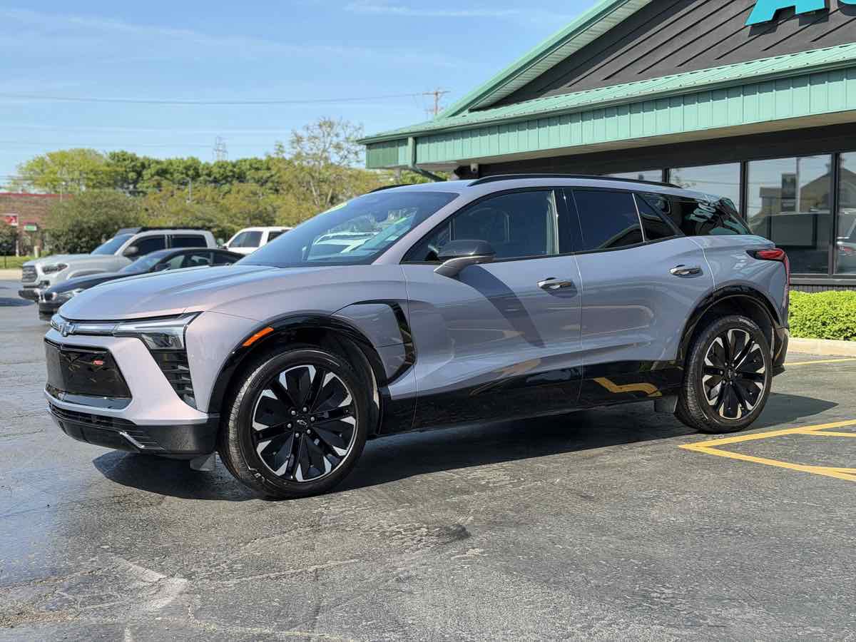 Used 2024 Chevrolet Blazer EV RS AWD/4WD image 6
