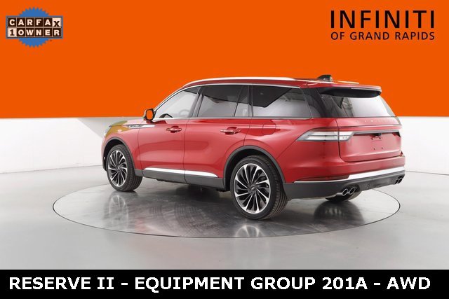 Used 2025 Lincoln Aviator Reserve w/ Equipment Group 201A image 5