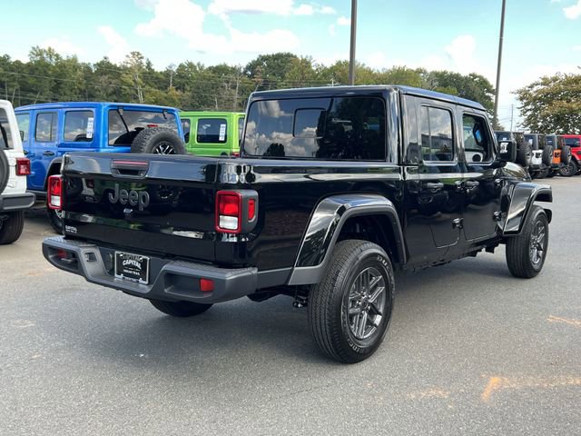 New 2025 Jeep Gladiator Sport AWD/4WD image 12
