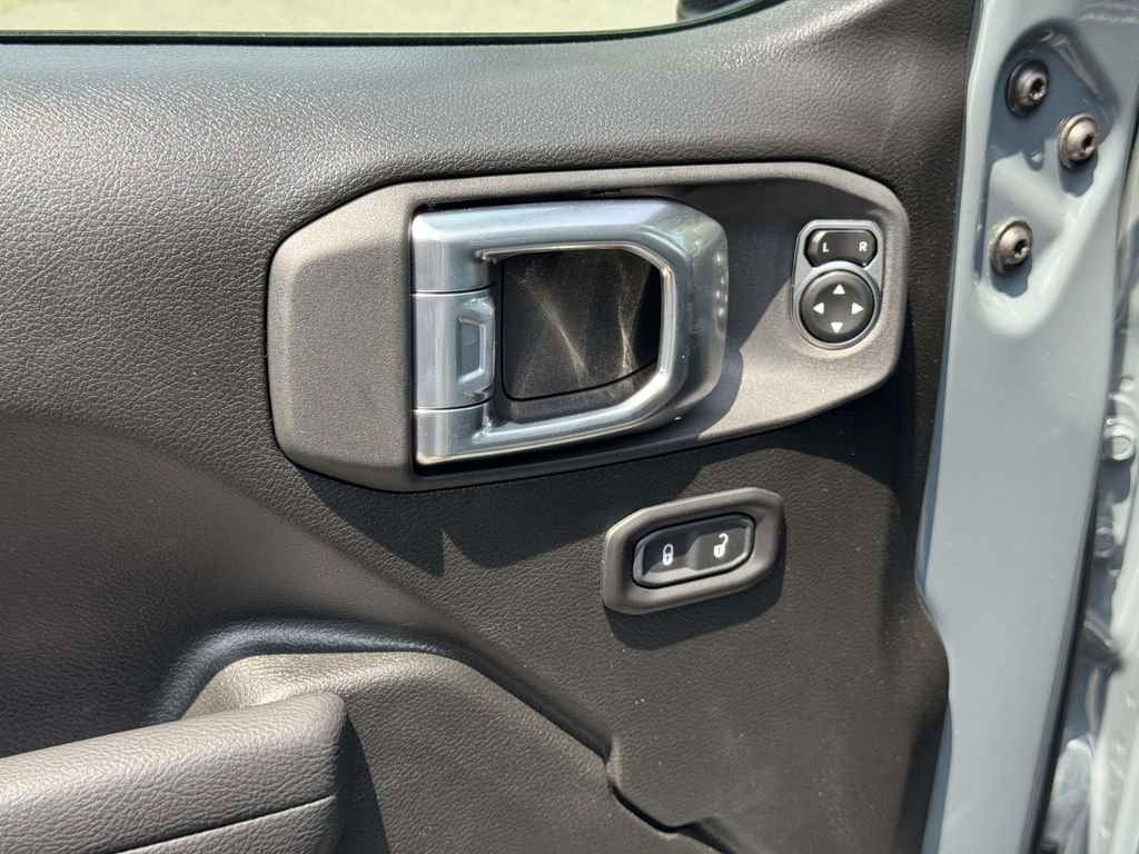 New 2026 Jeep Gladiator Sport AWD/4WD image 25
