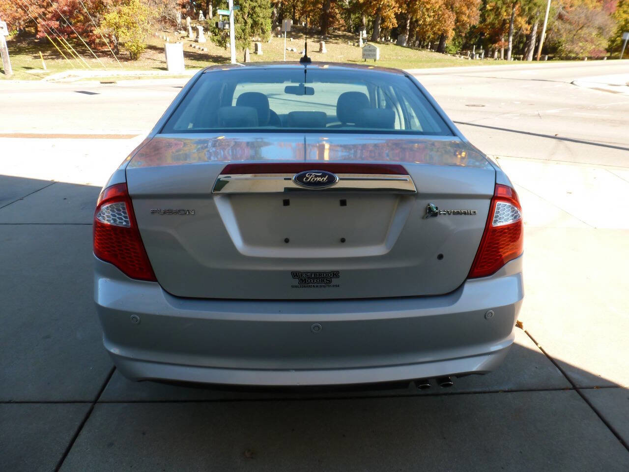 Used 2010 Ford Fusion Hybrid image 8