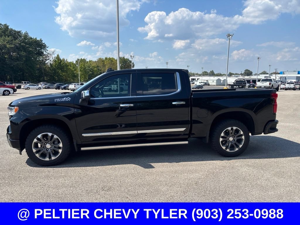 Used 2023 Chevrolet Silverado 1500 High Country w/ Technology Package AWD/4WD image 4