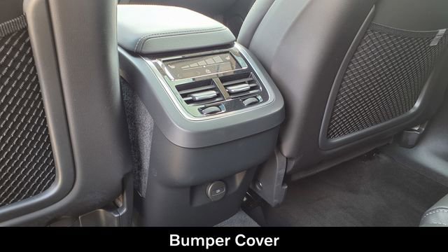 Used 2023 Volvo XC60 B5 Ultimate w/ Climate Package image 19