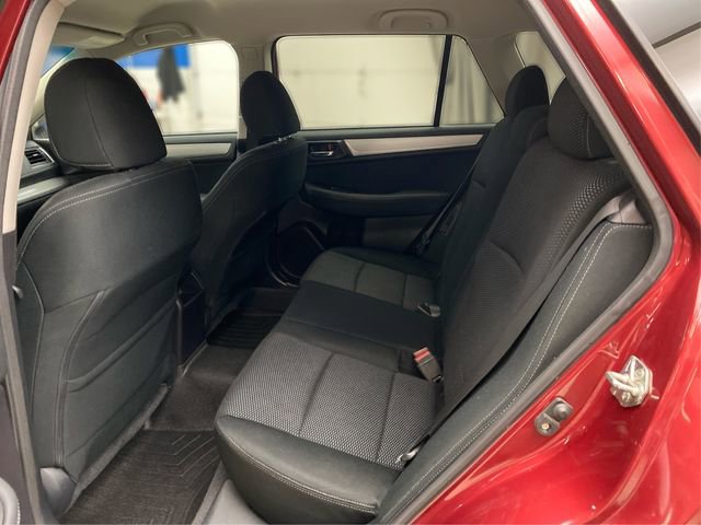Used 2017 Subaru Outback 2.5i Premium image 10