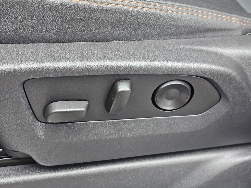 Used 2023 GMC Sierra 1500 AT4 w/ AT4 Premium Package image 62