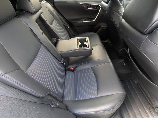 Used 2022 Toyota RAV4 XSE AWD/4WD image 14