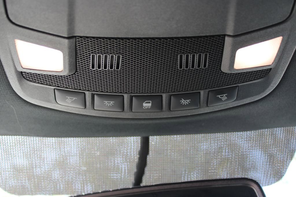 Used 2016 Ford F150 XLT w/ Equipment Group 302A Luxury AWD/4WD image 19