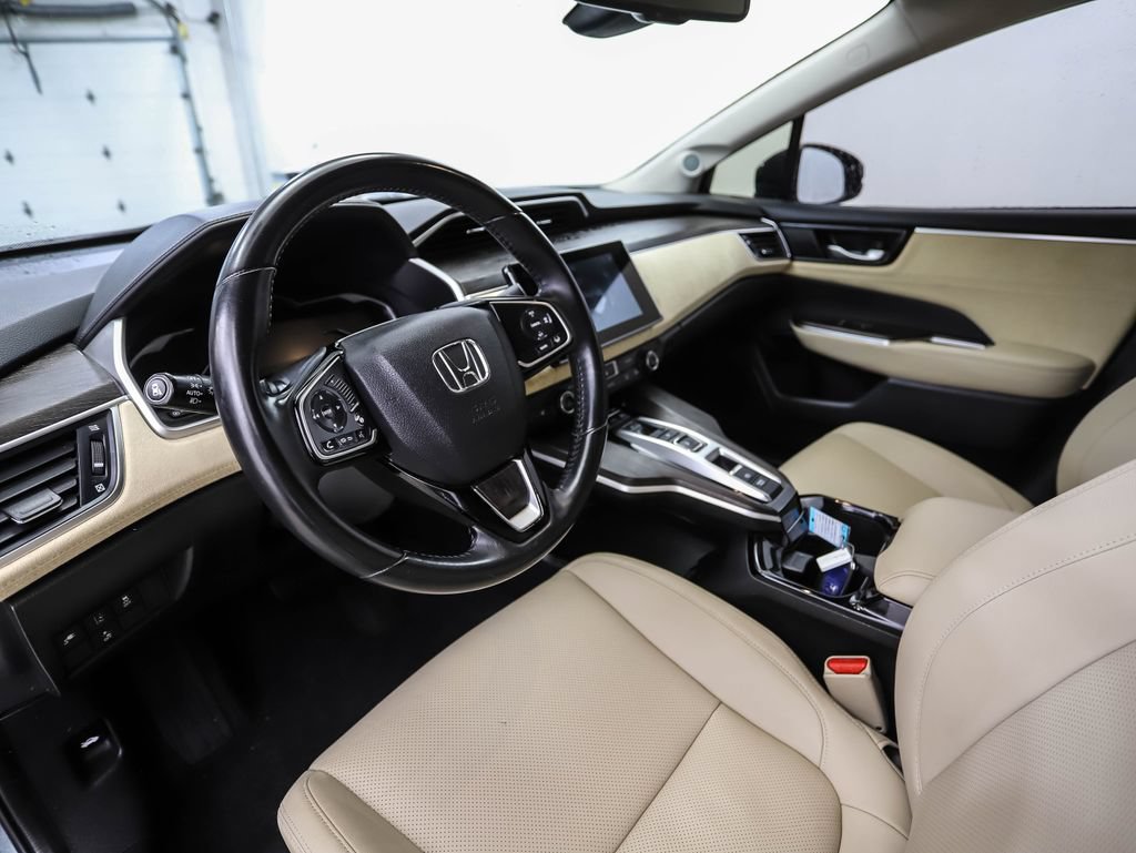 Used 2018 Honda Clarity Touring image 10