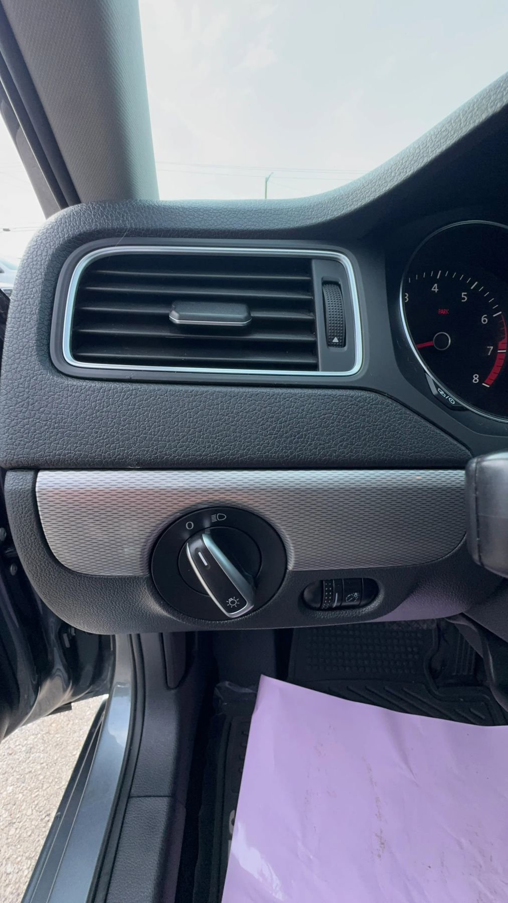 Used 2018 Volkswagen Jetta S FWD image 12