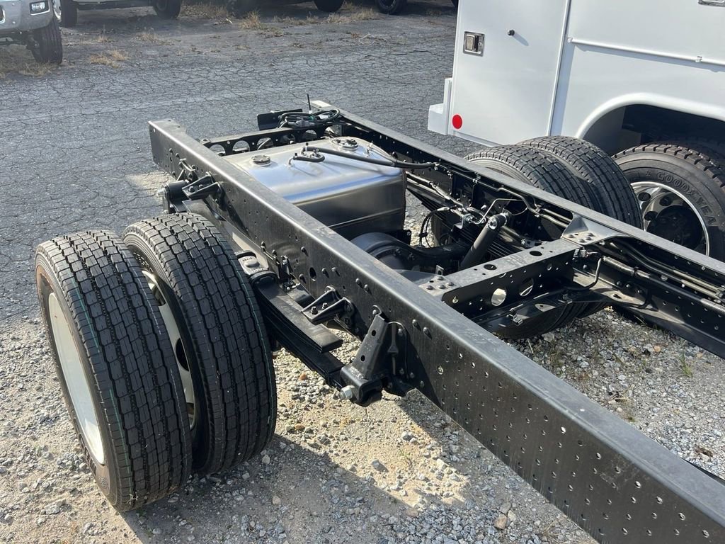 New 2025 Chevrolet Low Cab Forward 5500 XD image 5