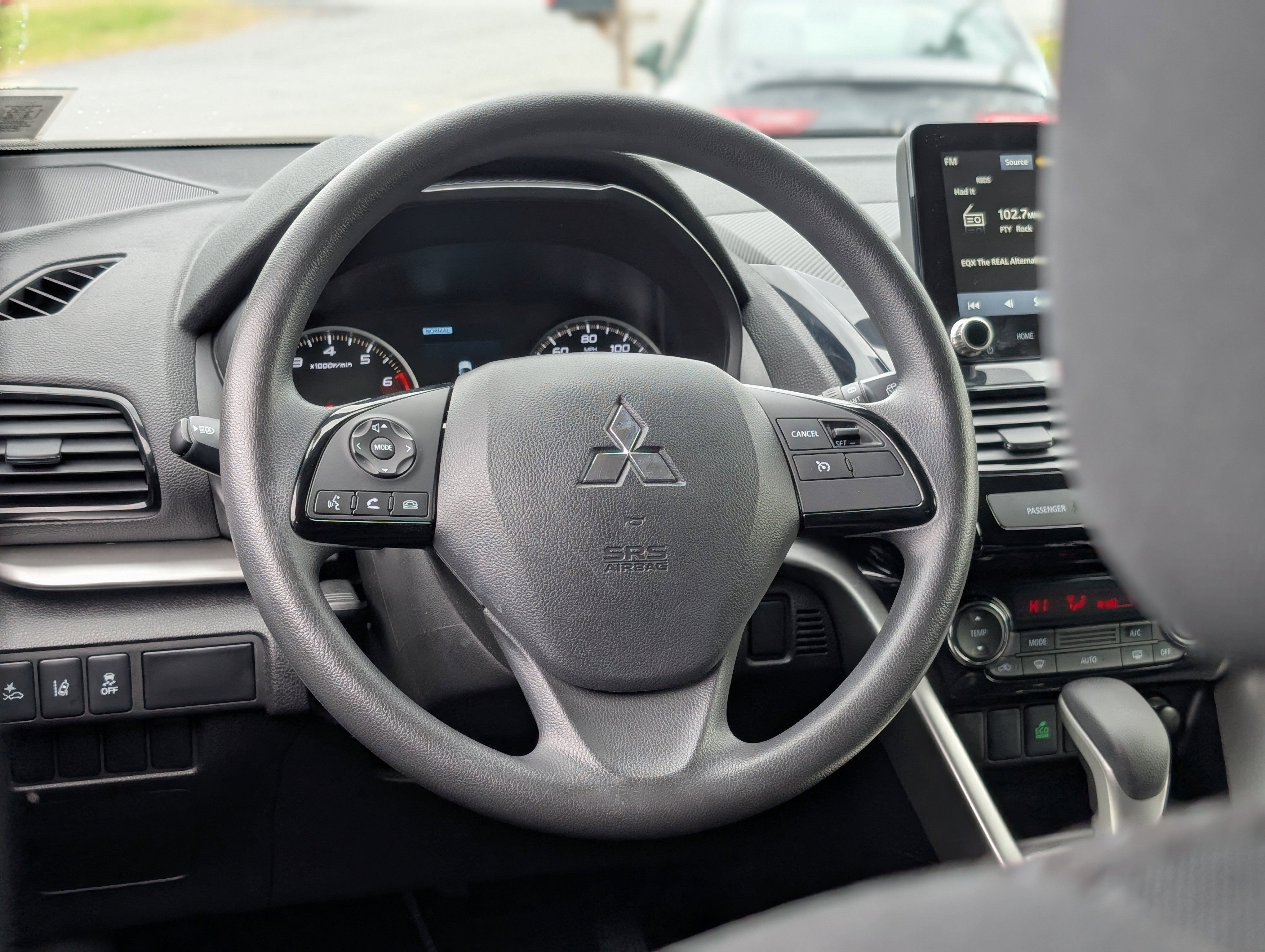 Used 2024 Mitsubishi Eclipse Cross LE image 15