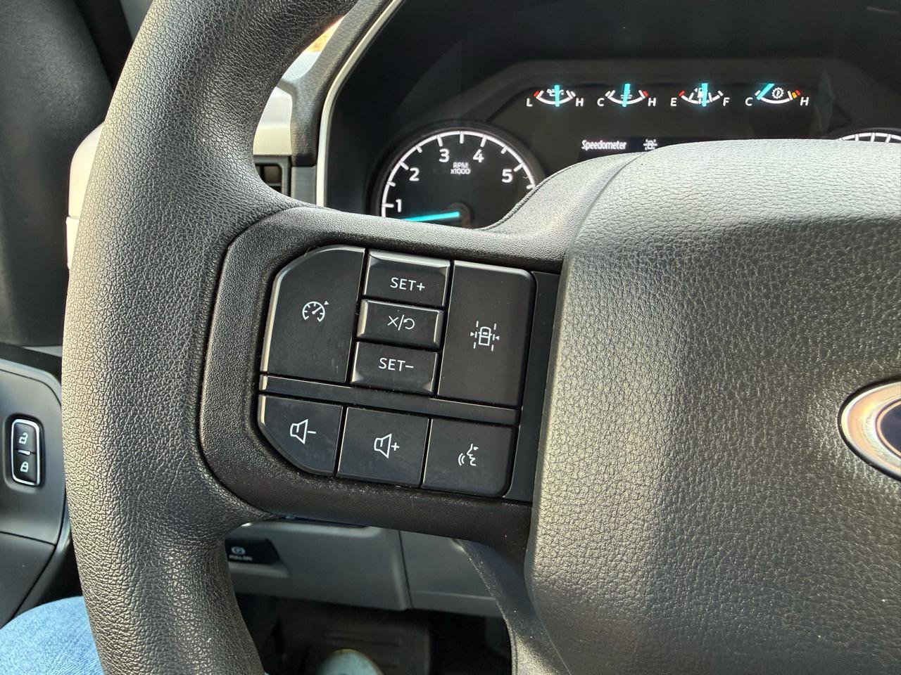 Used 2023 Ford F150 XL RWD image 28