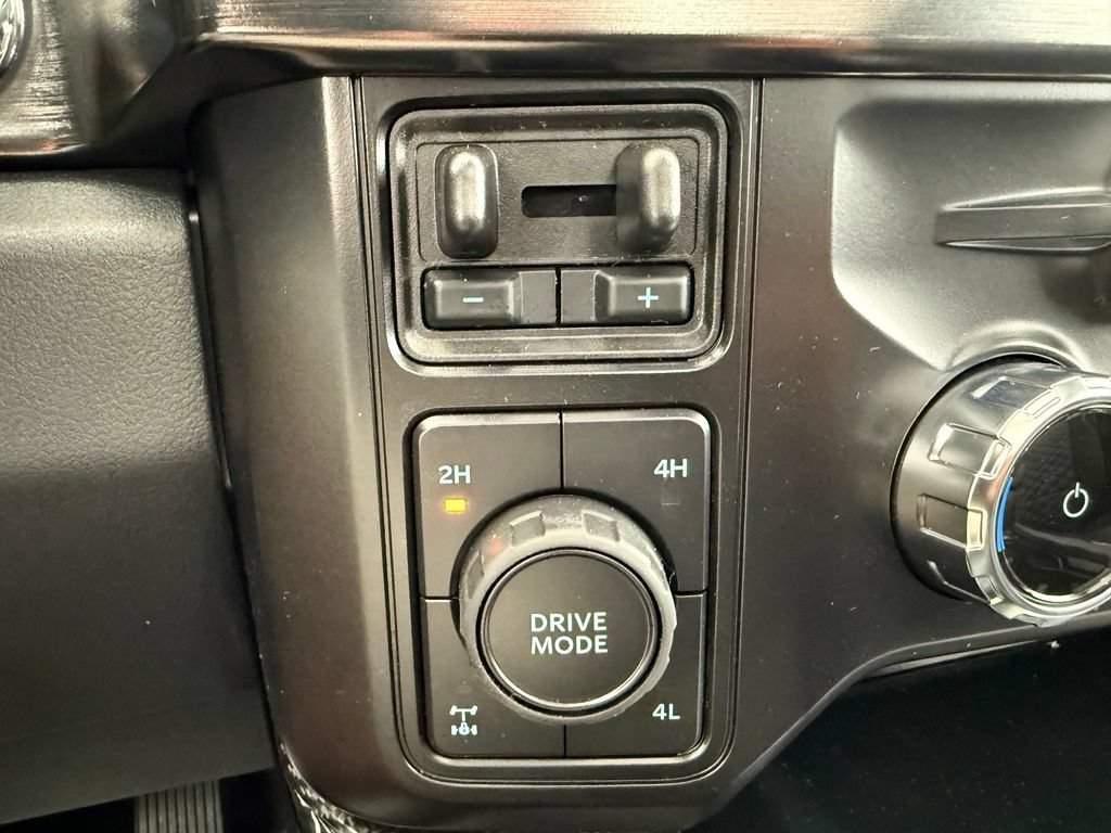 New 2026 Ford F250 Lariat w/ Black Appearance Package AWD/4WD image 43