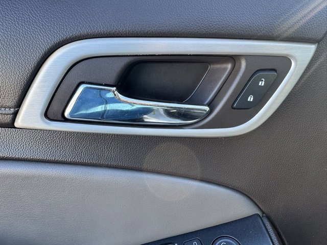 Used 2019 GMC Yukon XL Denali w/ Open Road Package image 12