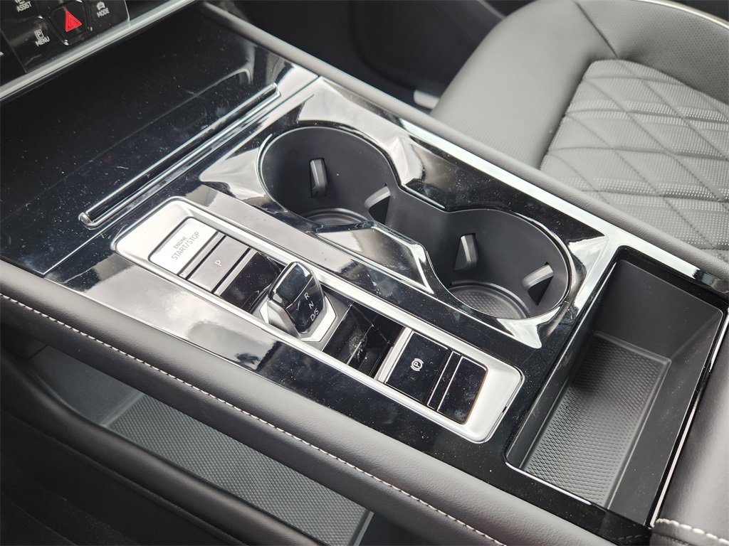 New 2025 Volkswagen Atlas SEL Premium R-Line image 16