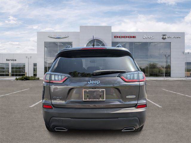 Certified 2022 Jeep Cherokee Latitude Lux w/ Sun & Sound Group AWD/4WD image 4