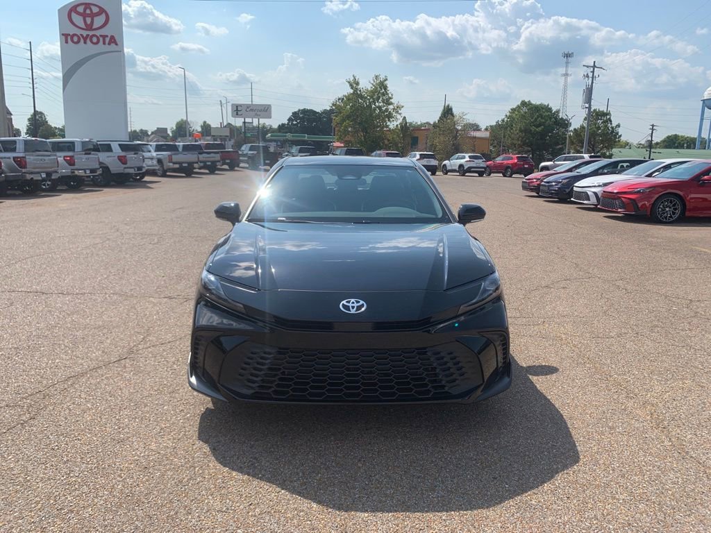 New 2026 Toyota Camry SE image 2