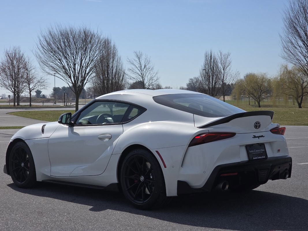 Used 2026 Toyota Supra w/ Driver Assist Package image 6