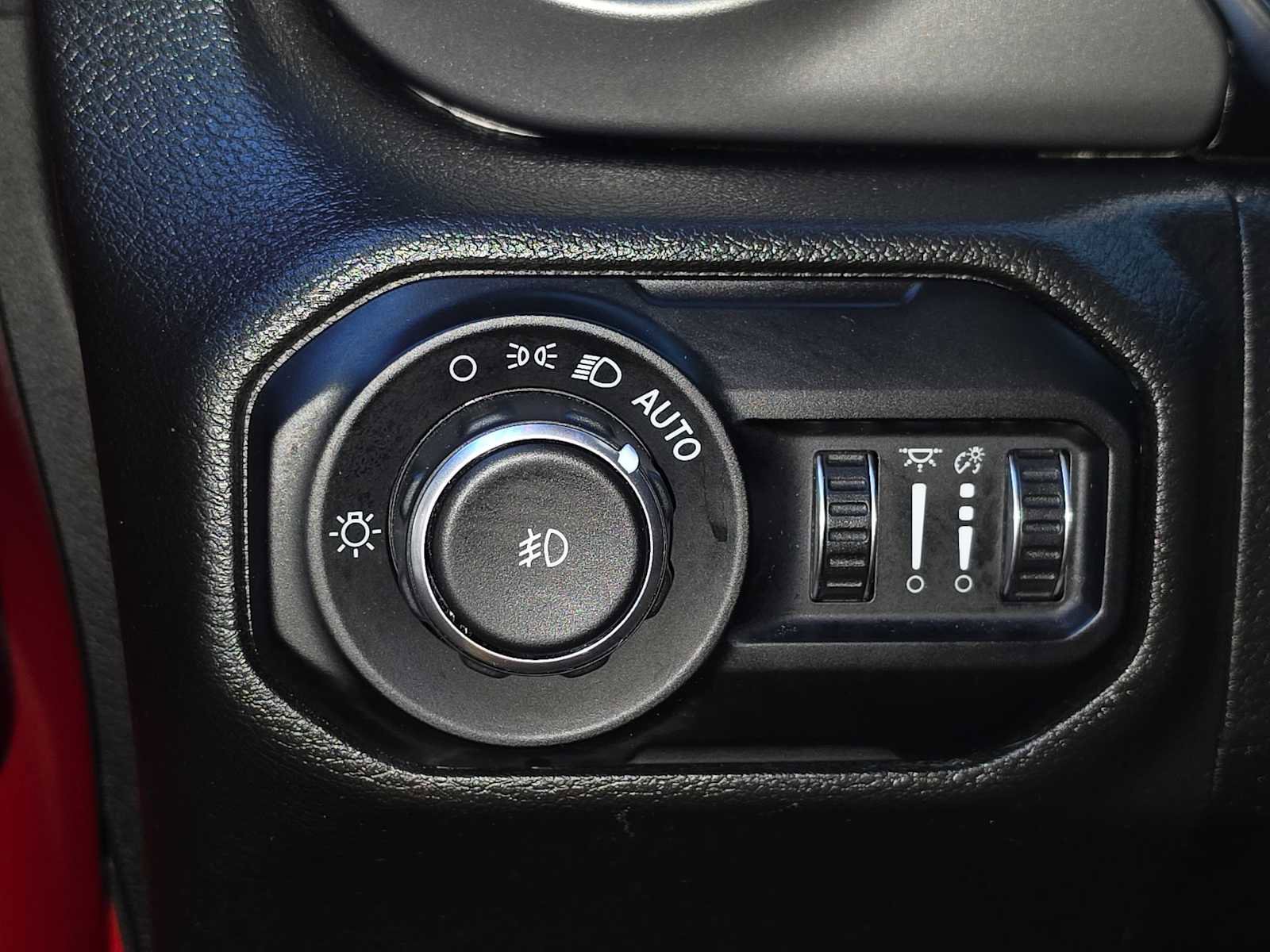 Used 2022 Jeep Wrangler Unlimited Willys image 29