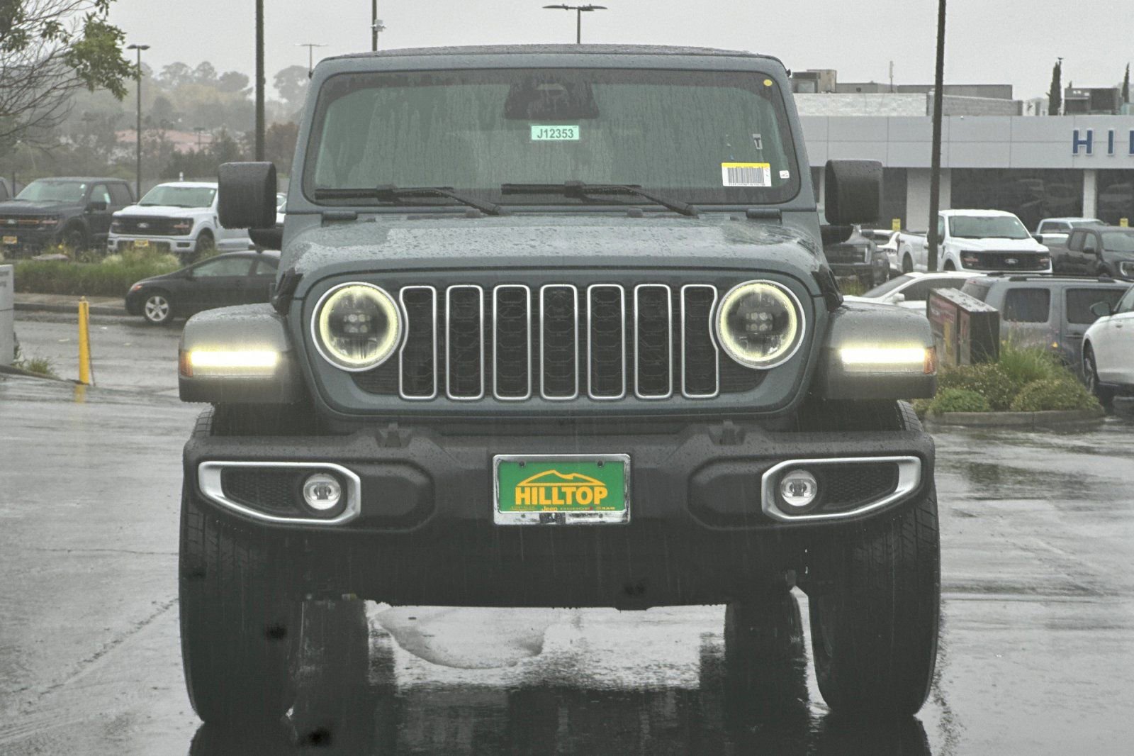 New 2026 Jeep Wrangler Unlimited Sahara AWD/4WD image 11