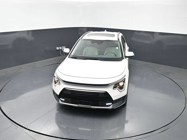 Used 2024 Kia Niro EX Touring FWD image 18
