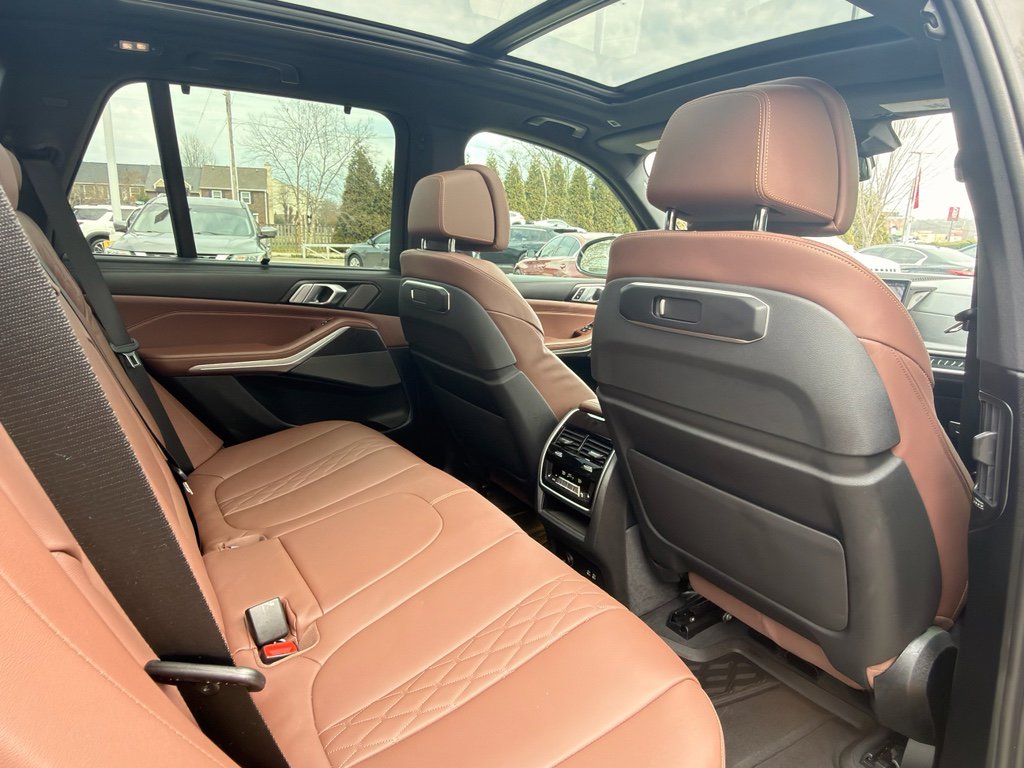 Used 2026 BMW X5 sDrive40i w/ M Sport Package image 19
