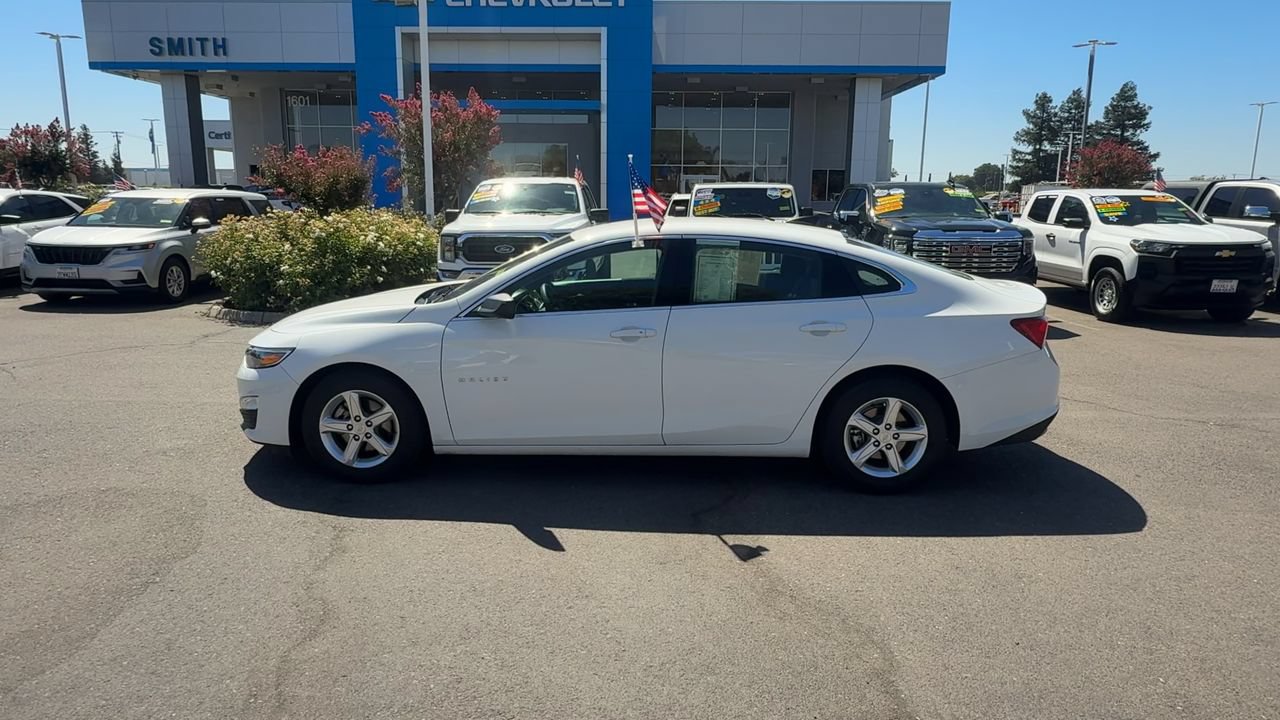 Used 2023 Chevrolet Malibu LS FWD image 4