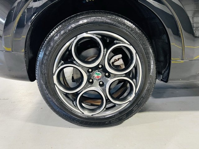Used 2024 Alfa Romeo Tonale Ti image 13