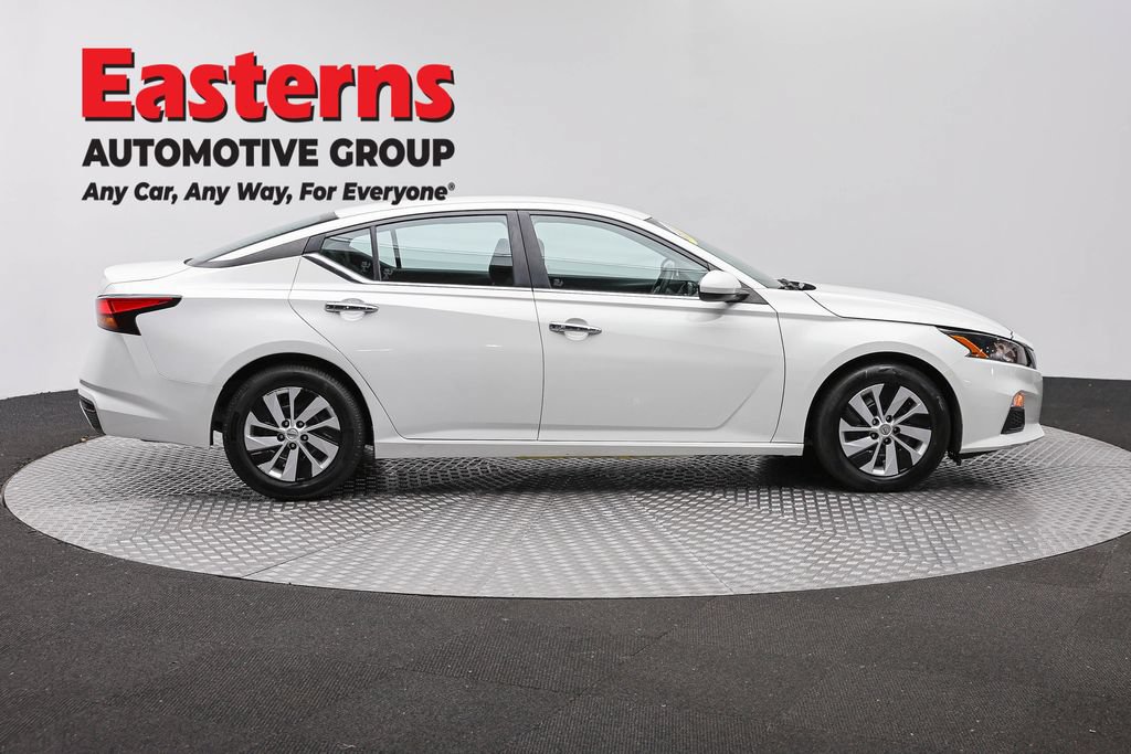 Used 2022 Nissan Altima 2.5 S FWD image 4