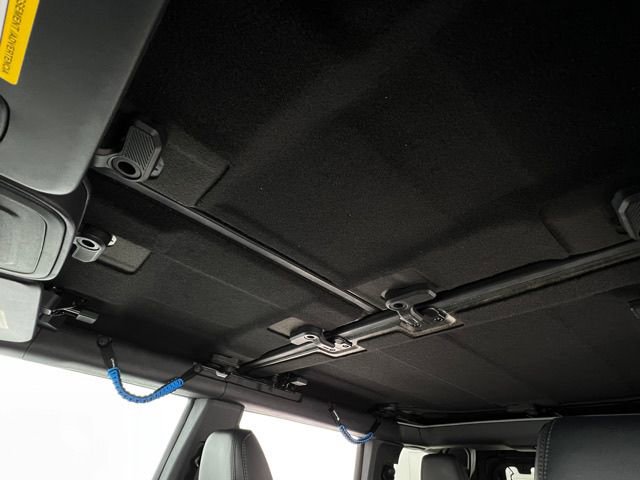 Used 2023 Ford Bronco Wildtrak AWD/4WD image 29